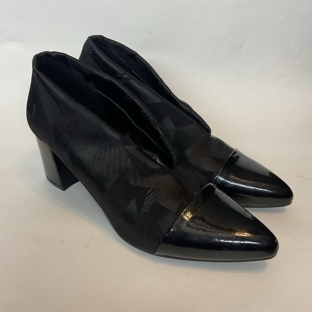 Impo Neah Women's Black V-Throat Cap Toe Pumps Block Heel Stable Comfort Soft 11
